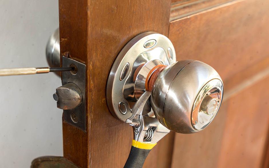 ouverture de porte claquée serrurier Créteil